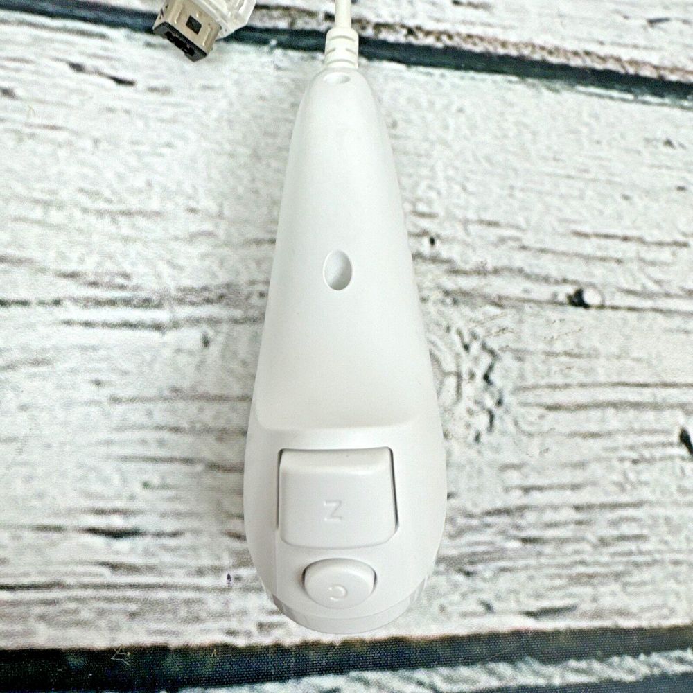 Nintendo Wii Nunchuk White Controller Authentic‎ Genuine OEM RVL-004 Tested - Picture 3 of 5